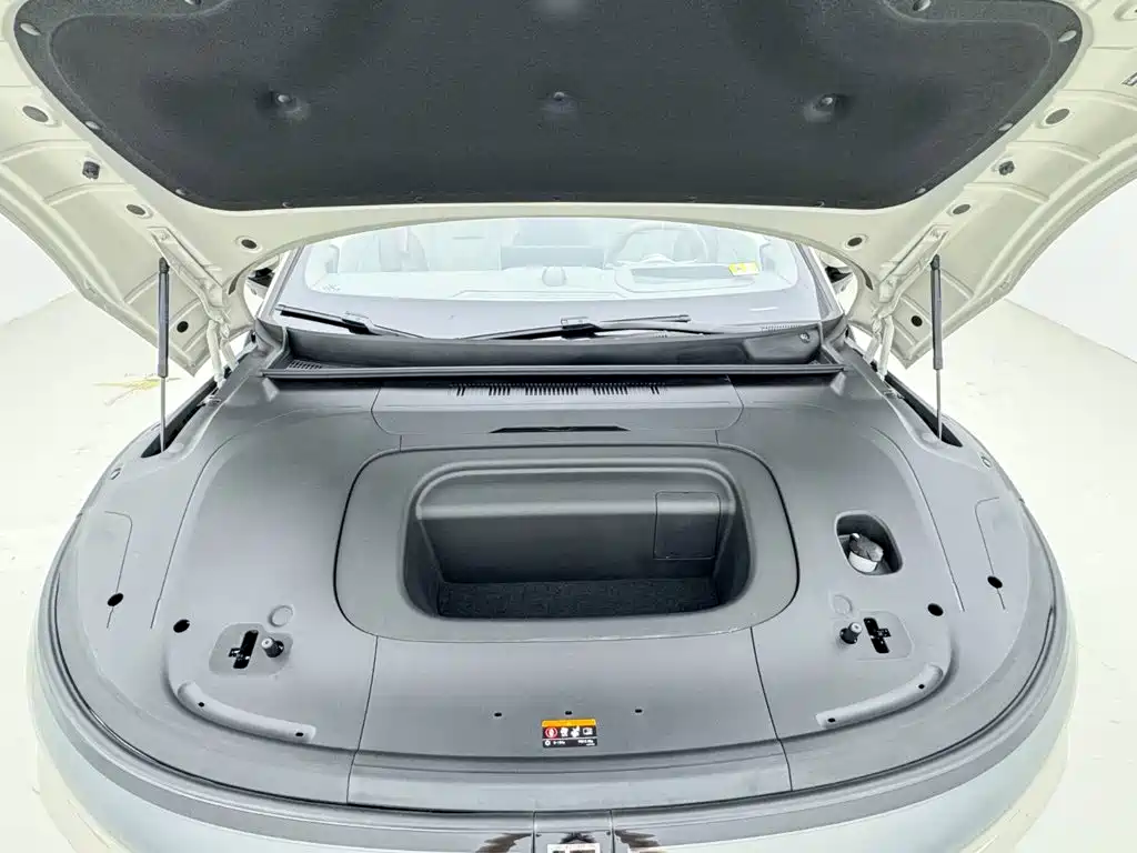 Zeekr Крайний Криптон 007 GT — миниатюра 21