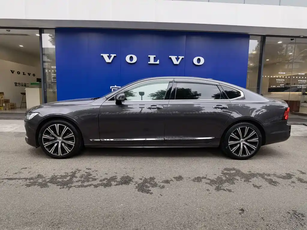 Volvo S90 — миниатюра 4