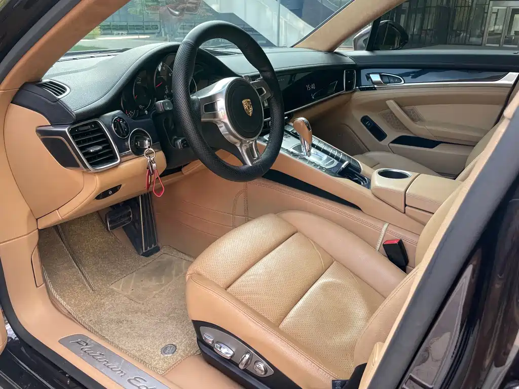 Porsche Panamera — миниатюра 6