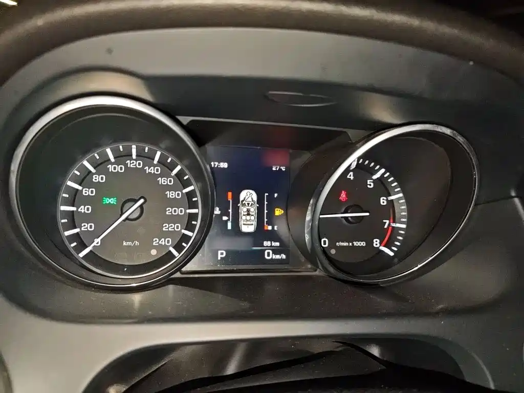 Land Rover Discovery Sport 2016 2.0T SE