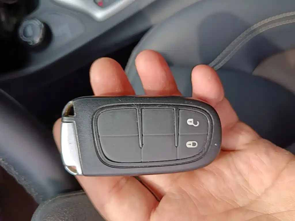 Jeep Cherokee — миниатюра 9