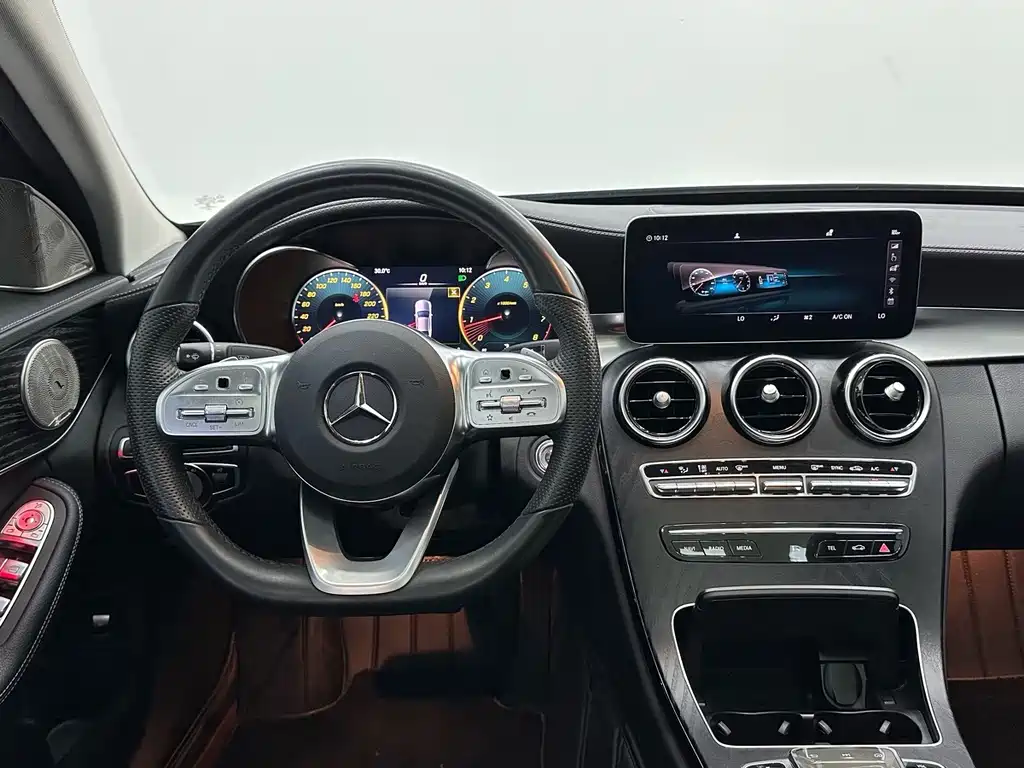 Mercedes-Benz C-Class — миниатюра 10