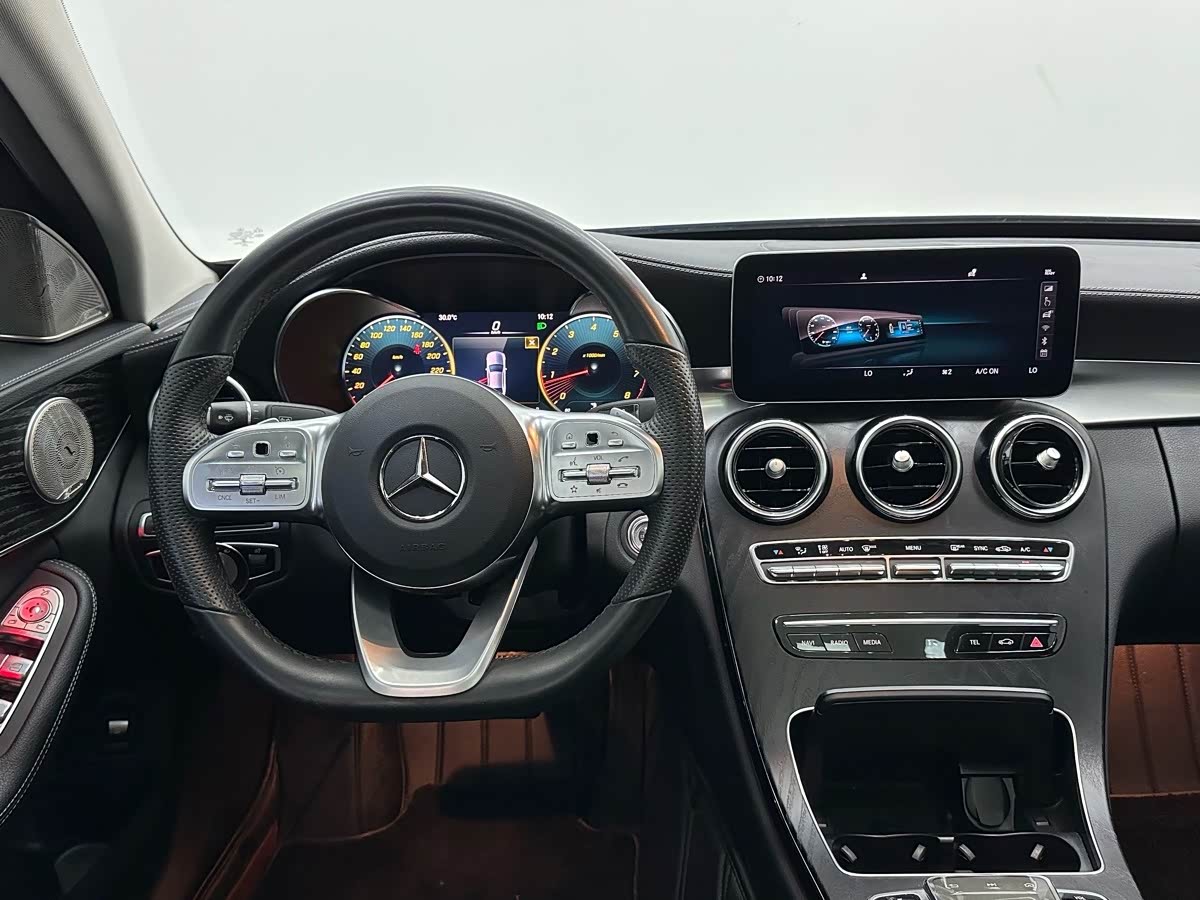 Mercedes-Benz C-Class 1.5 л 2021 г. Голубой, пробег 17200 км