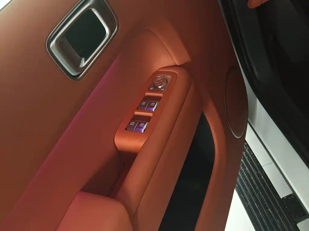 Li Auto Li L7 — миниатюра 8