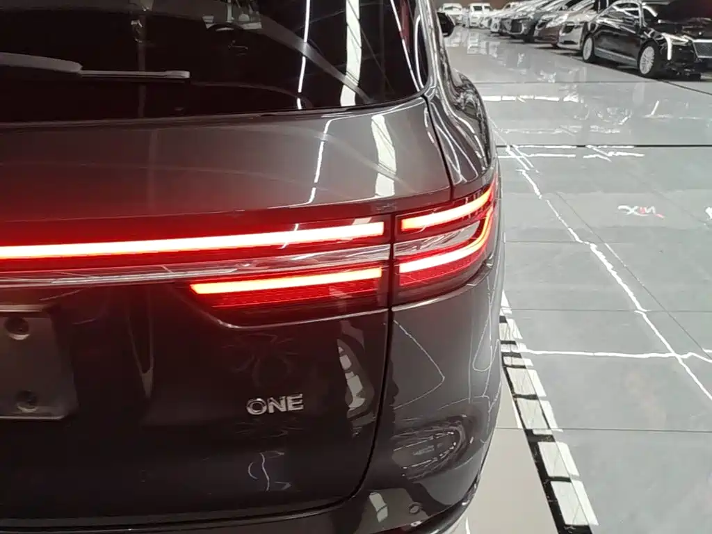 Li Auto Li ONE — миниатюра 8