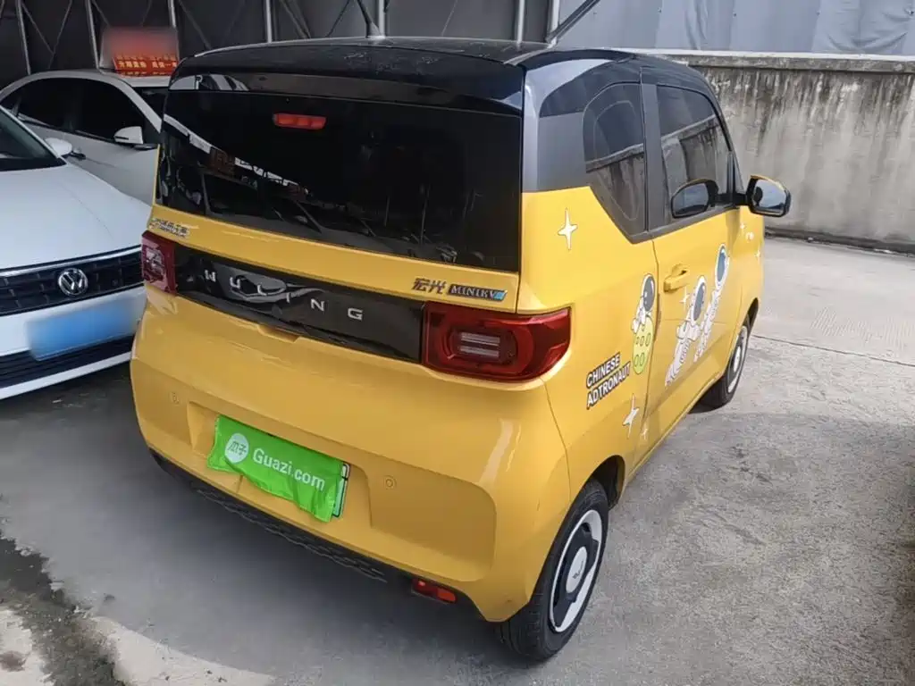 Wuling MINIEV — миниатюра 7