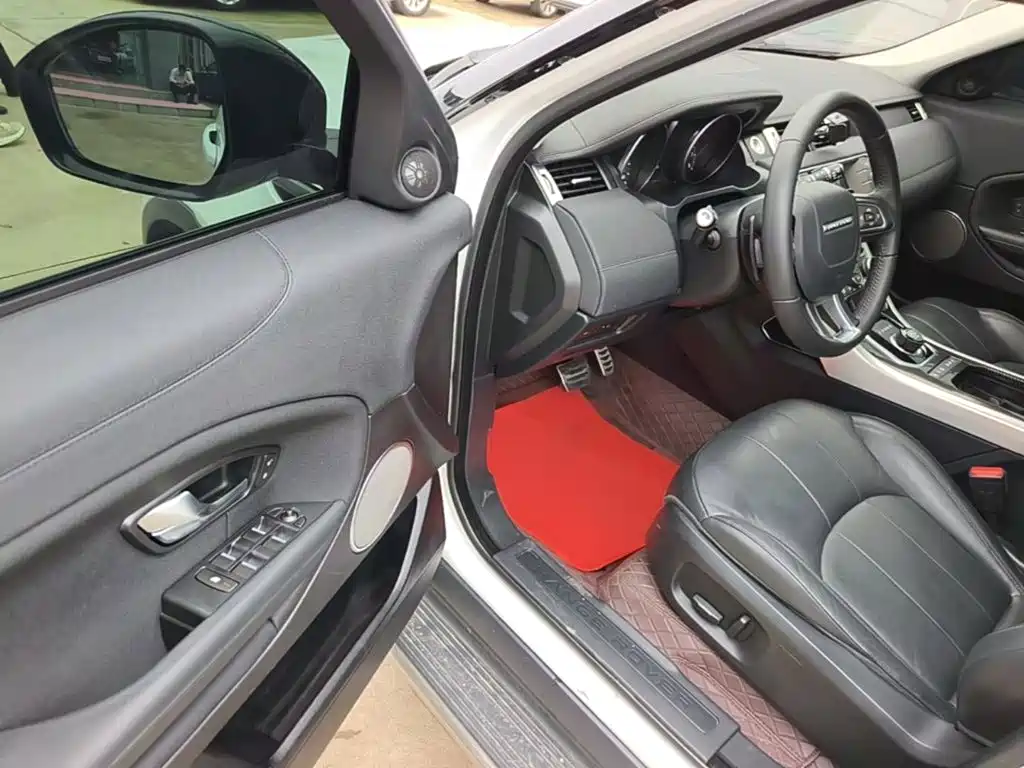 Land Rover Evoque — миниатюра 16