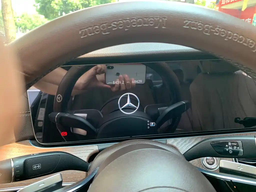 Mercedes-Benz E-Class — миниатюра 20