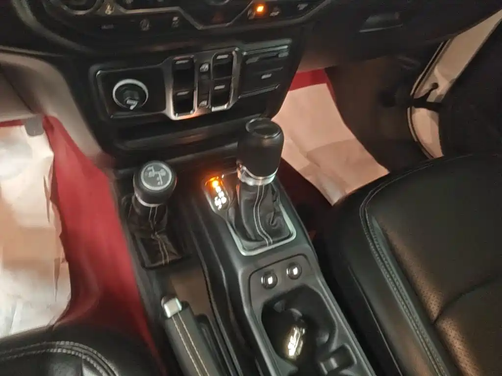 Jeep Gladiator — миниатюра 14