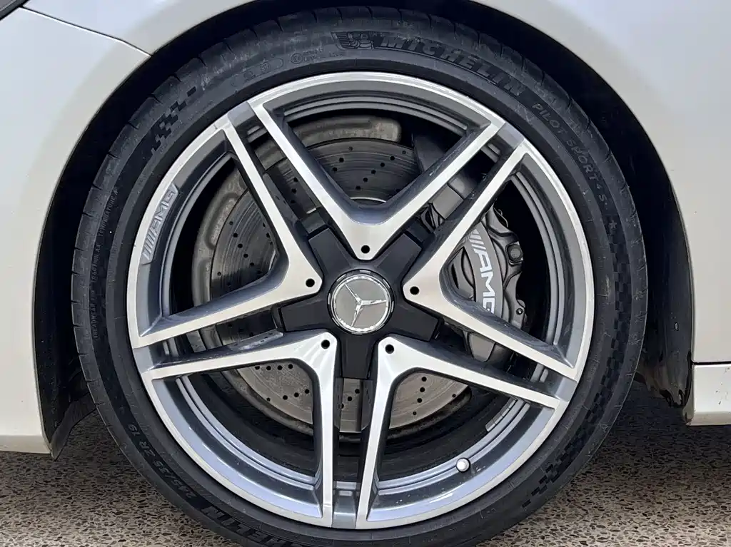 Mercedes-Benz C-Class AMG — миниатюра 9