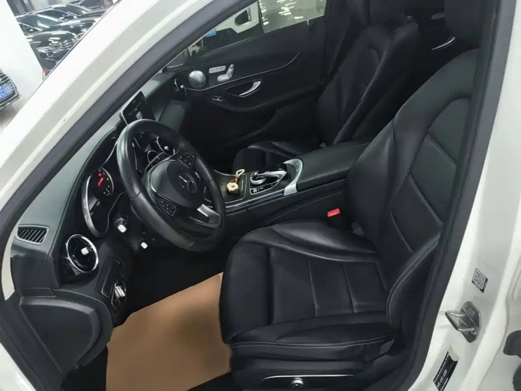 Mercedes-Benz C-Class — миниатюра 15
