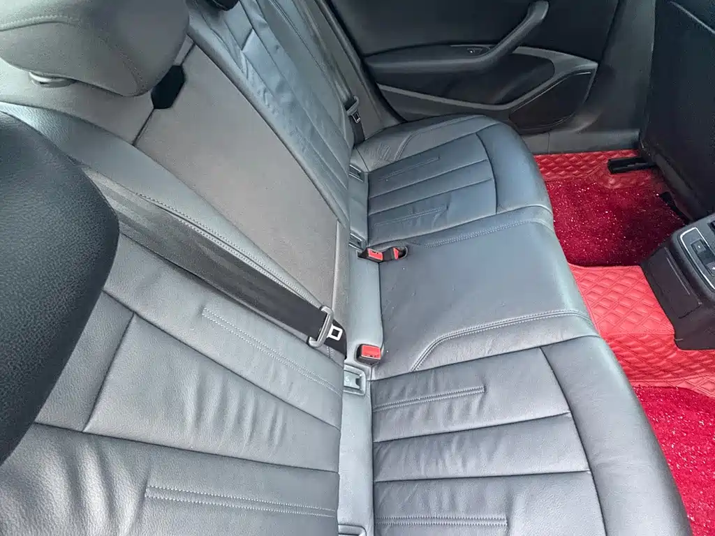 Audi A4L — миниатюра 11