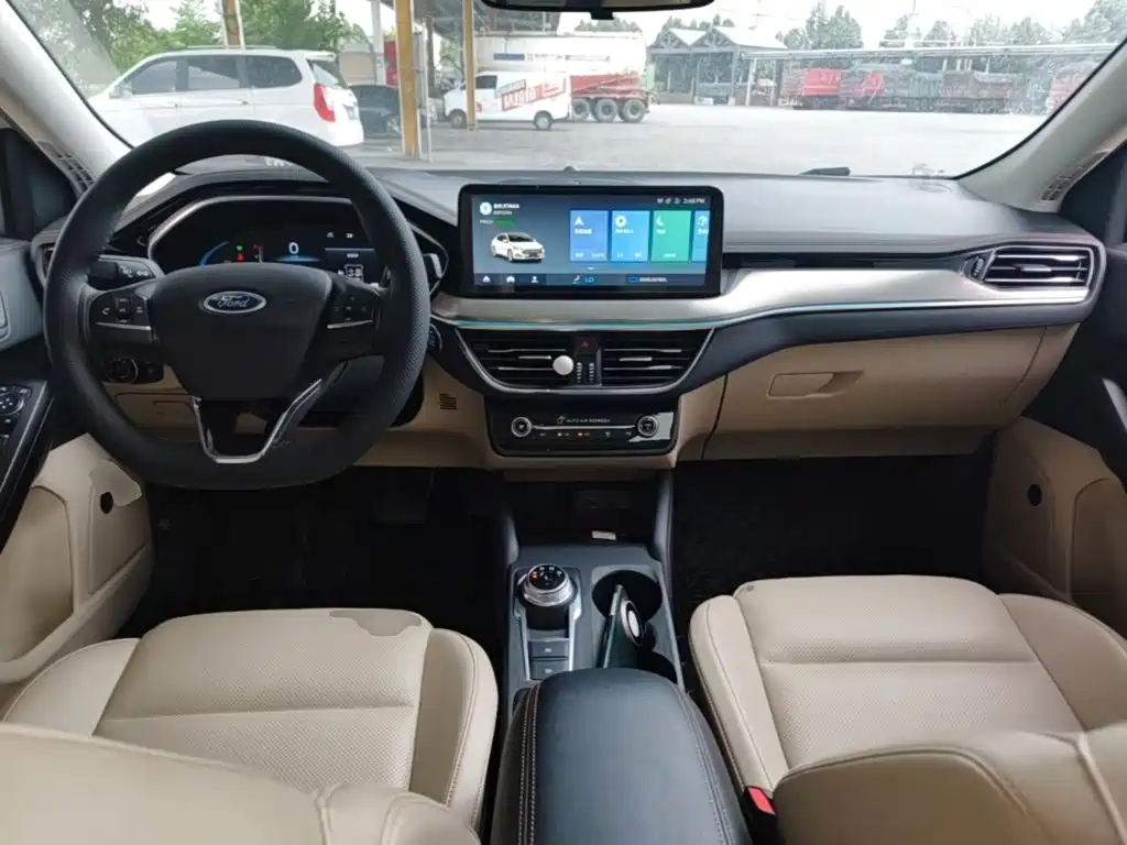 Ford Focus — миниатюра 10
