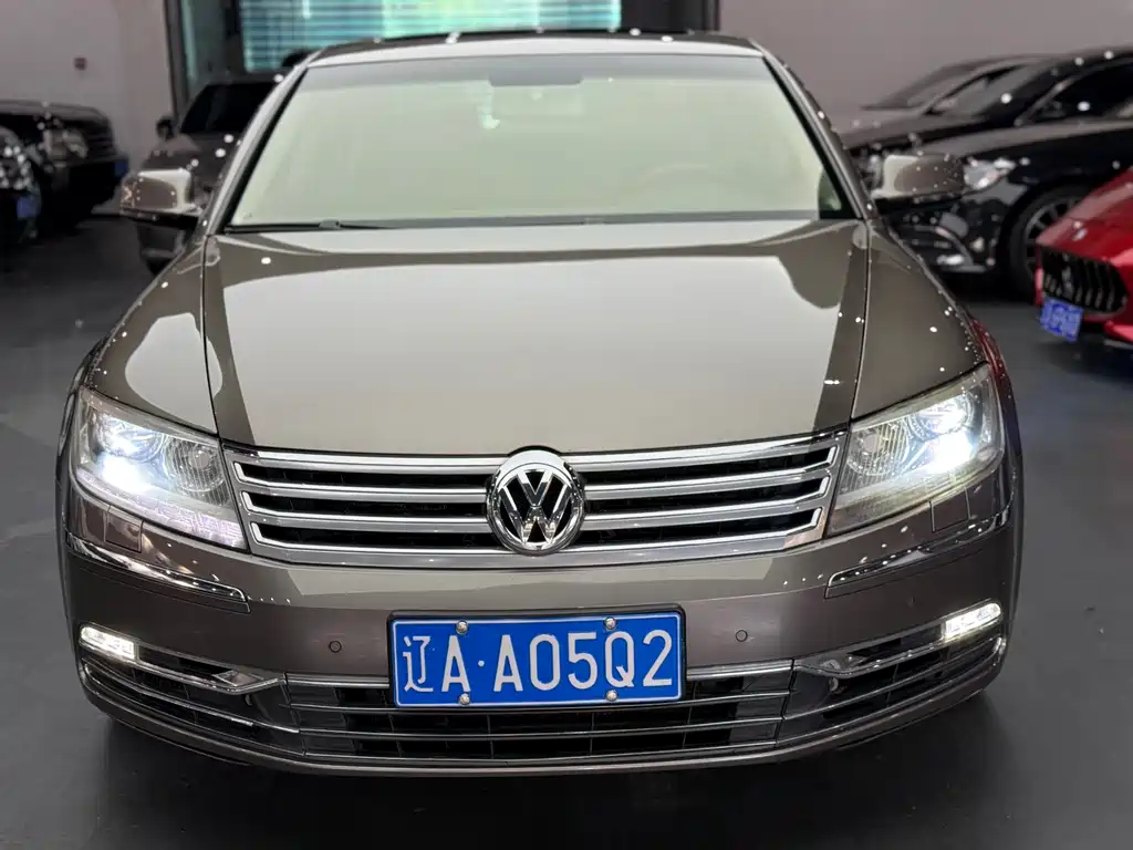 Volkswagen Phaeton — миниатюра 2