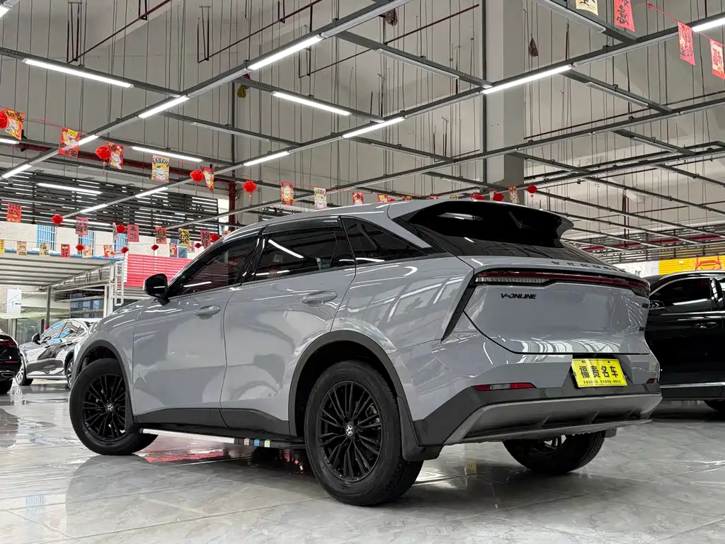 Venucia V 2022 260T