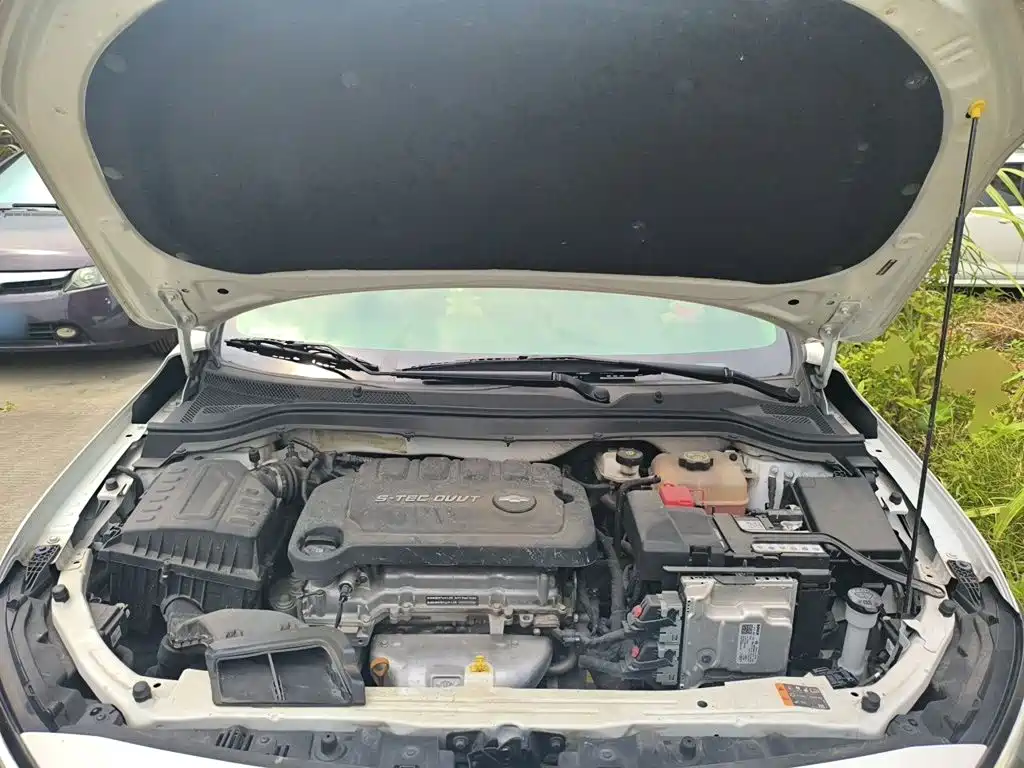 Chevrolet Monza — миниатюра 16