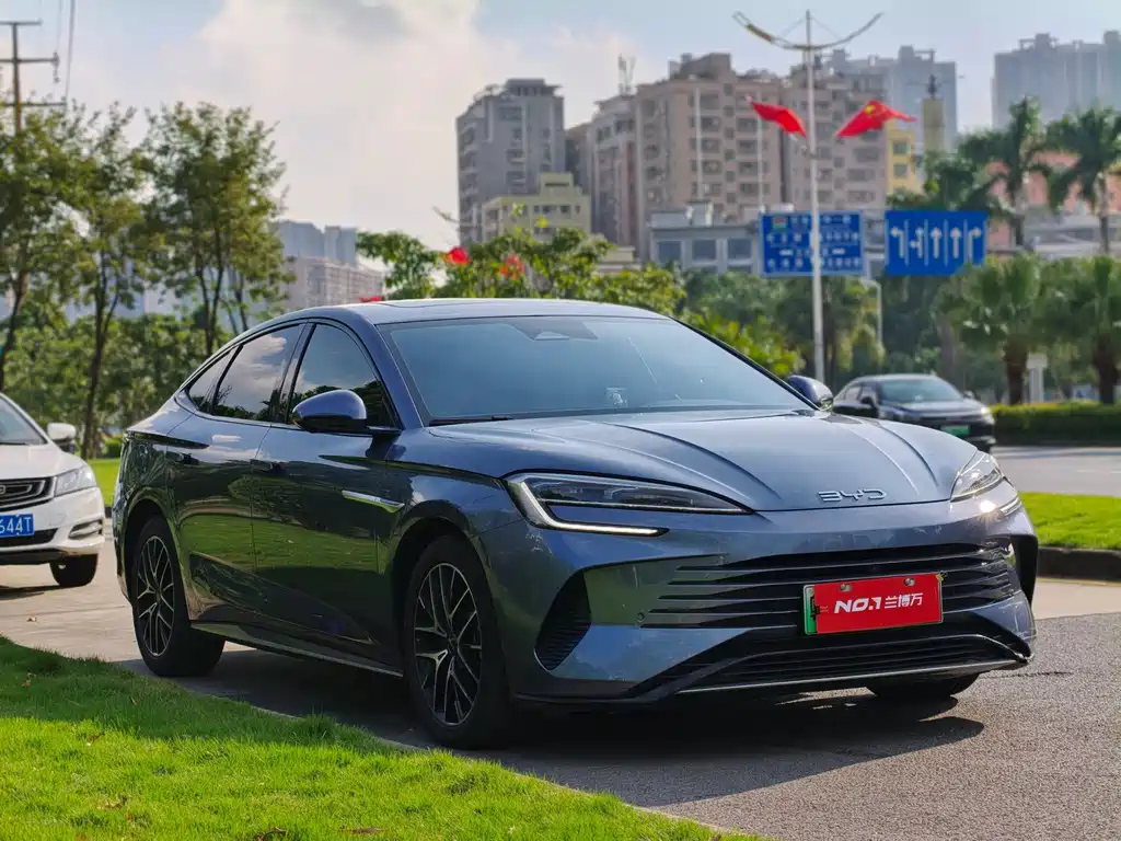 BYD Seal — миниатюра 3