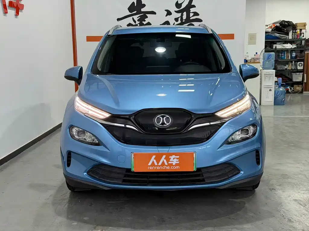 BAIC EX3 — миниатюра 2