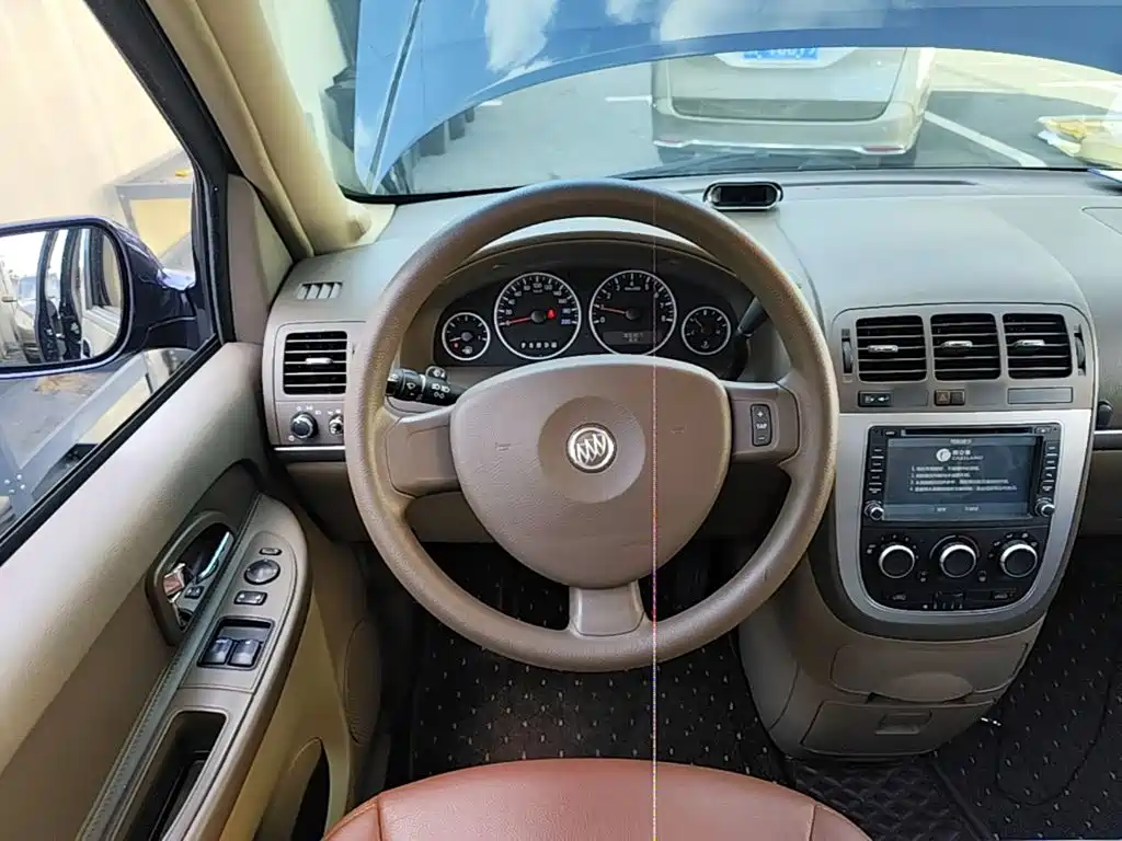 Buick GL8 — миниатюра 11