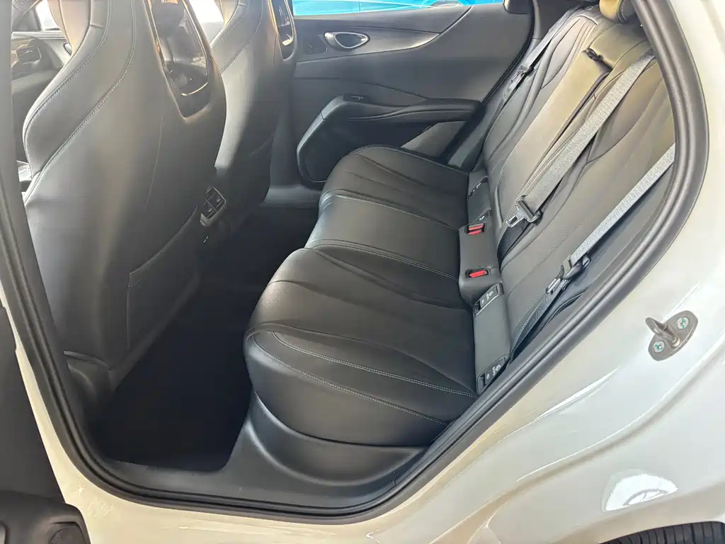 BYD Seal 06 — миниатюра 7