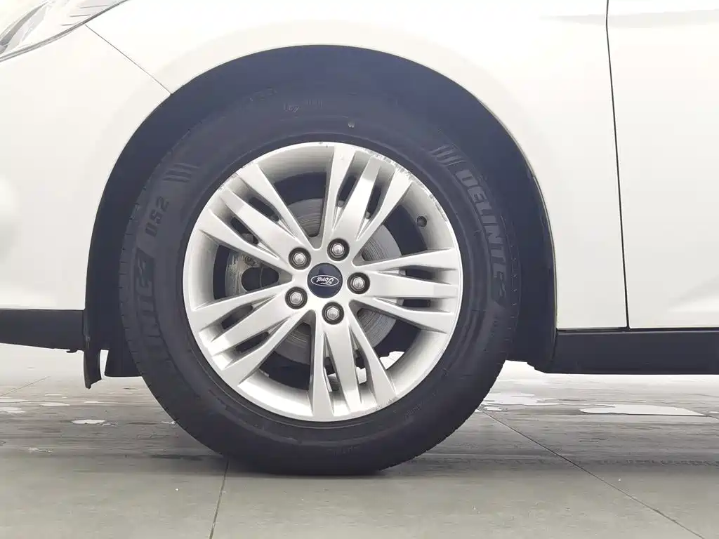 Ford Focus — миниатюра 17