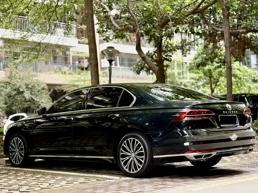 Volkswagen Phideon — миниатюра 23