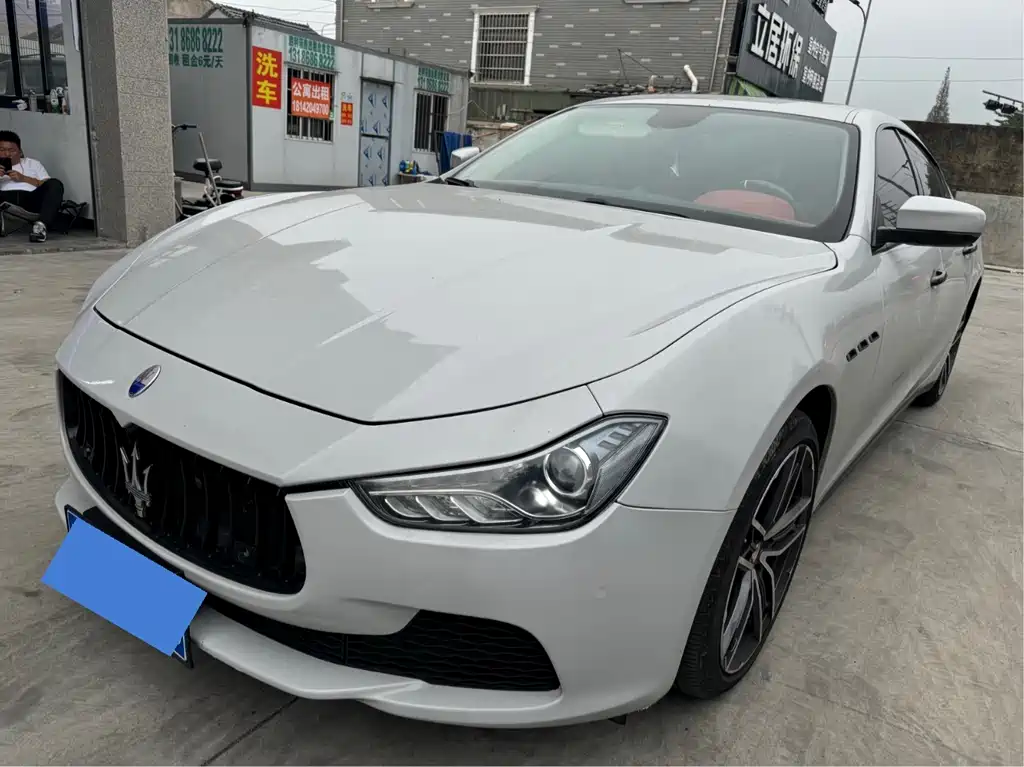 Купить Maserati Ghibli