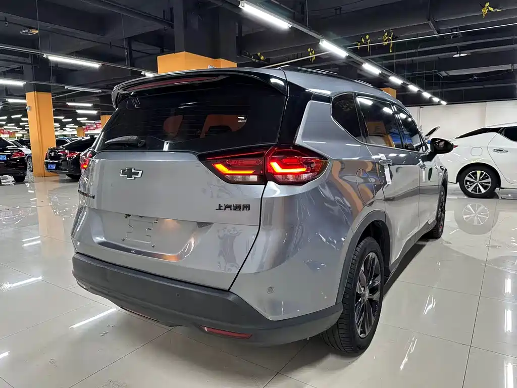 Chevrolet Volando — миниатюра 15