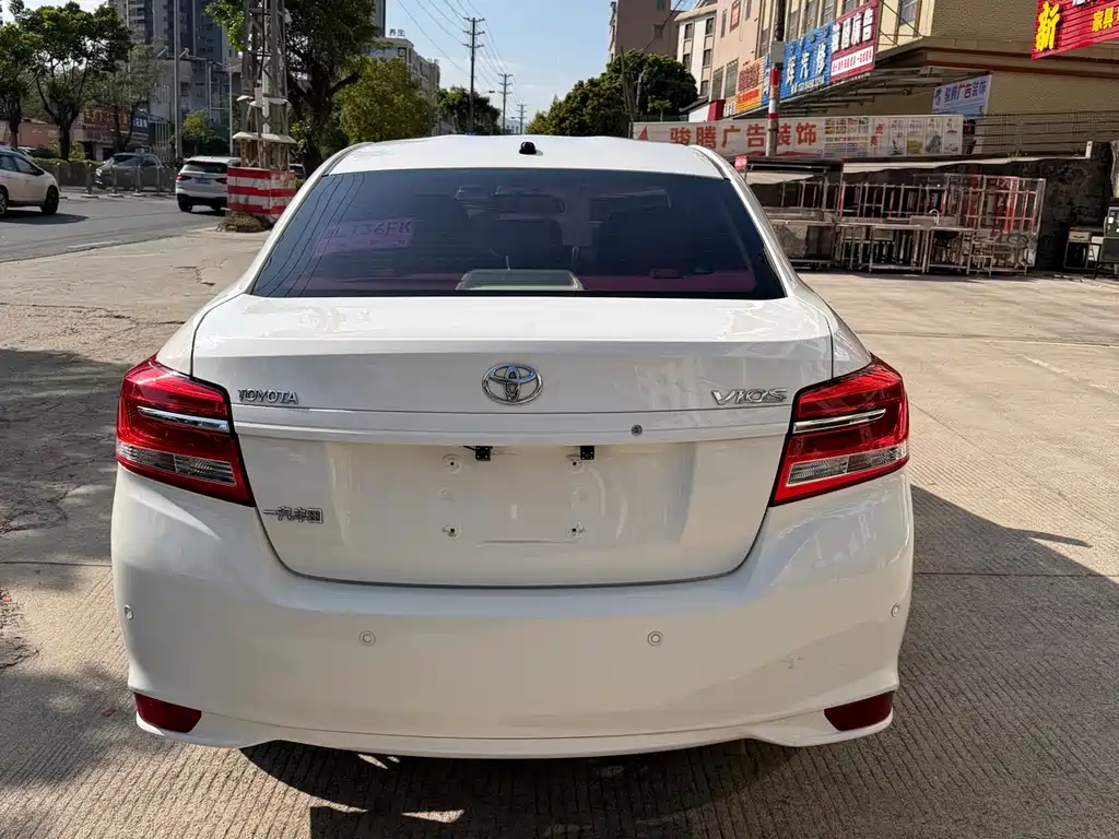 TOYOTA VIOS