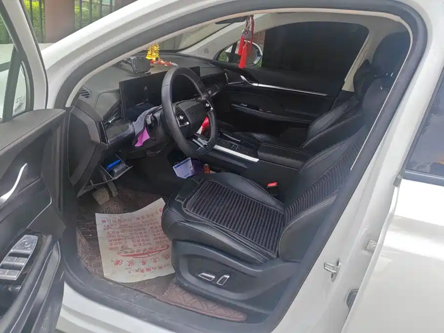 Roewe RX5 MAX — миниатюра 9