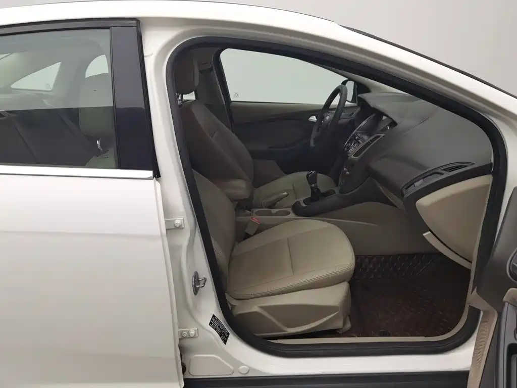 Ford Focus — миниатюра 23