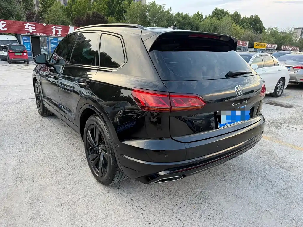 Volkswagen Touareg — миниатюра 9