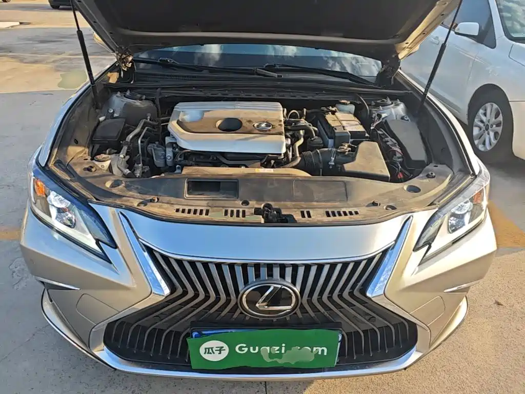 Lexus ES — миниатюра 20