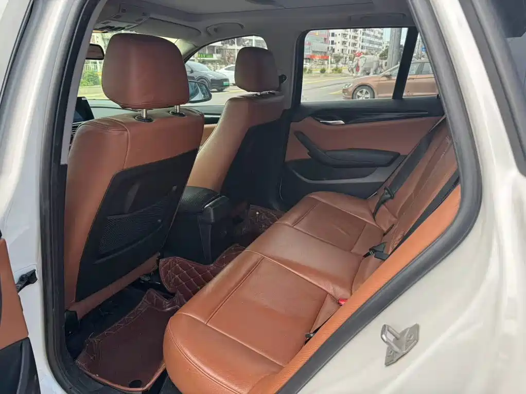 BMW X1 — миниатюра 17