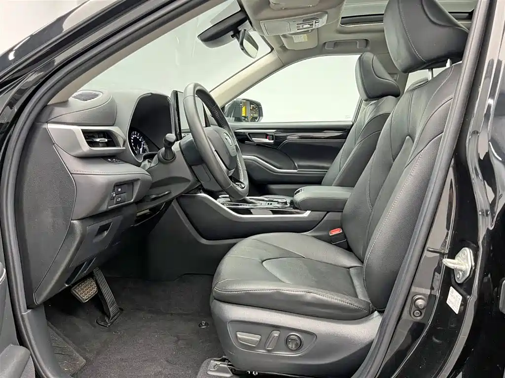 Toyota Highlander — фотографии объявления, Фото 17