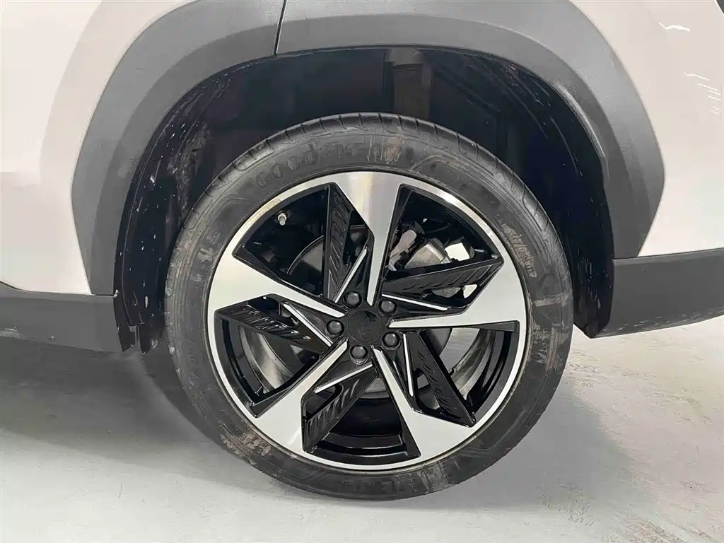 GEELY GALAXY GALAXY L7