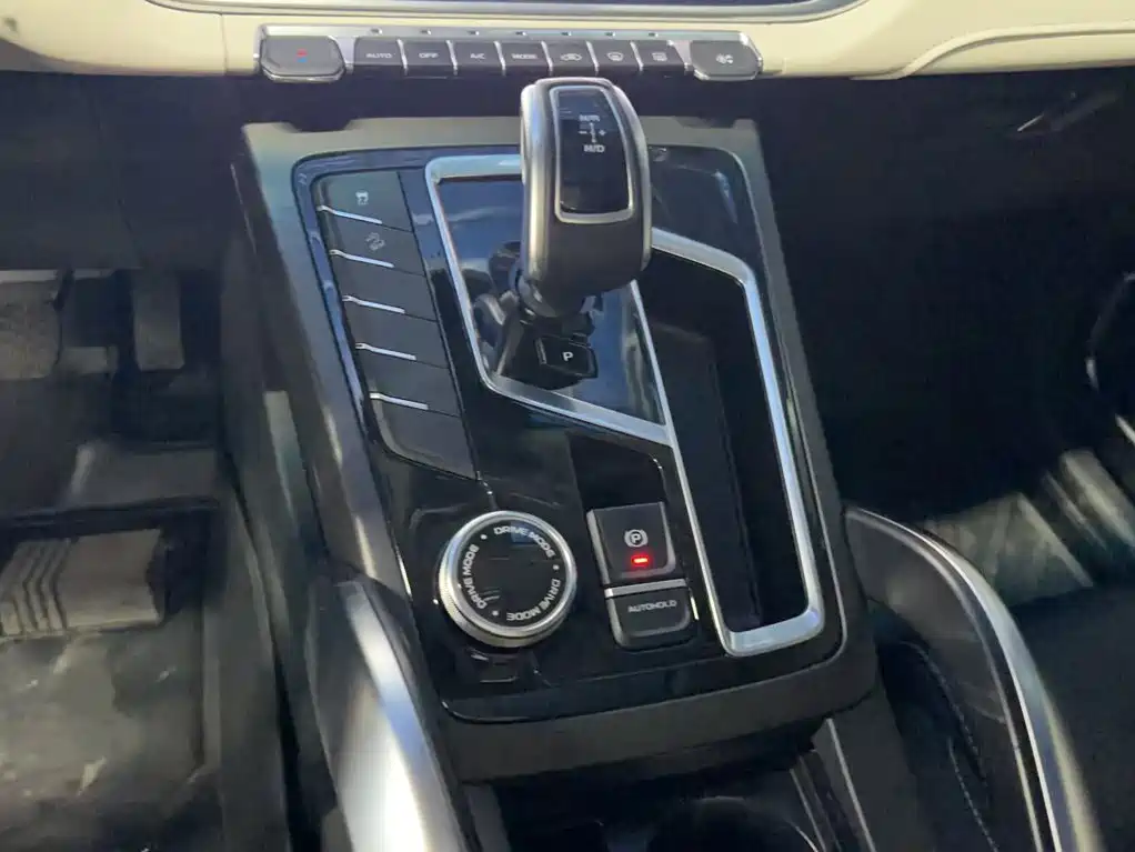 Geely Boyue — миниатюра 11