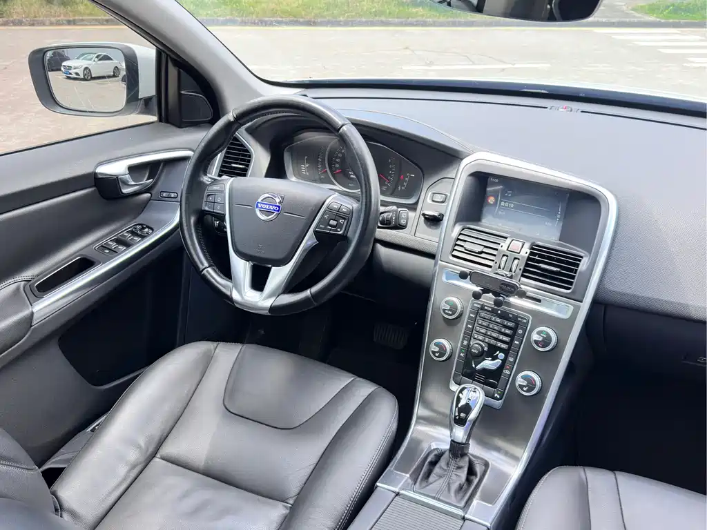 Volvo XC60 (Import) — миниатюра 19