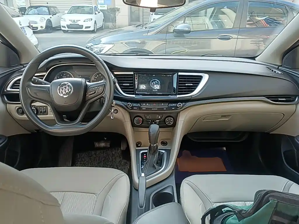 Buick Excelle — миниатюра 10