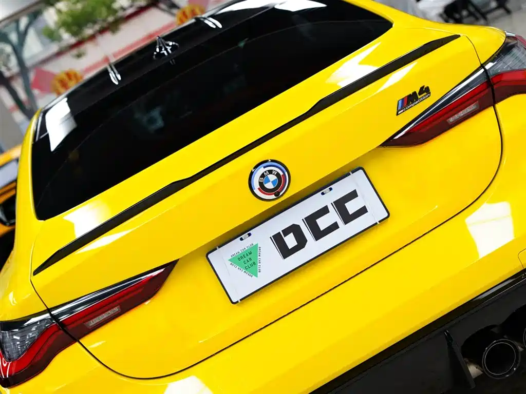 BMW M4 2022 M4