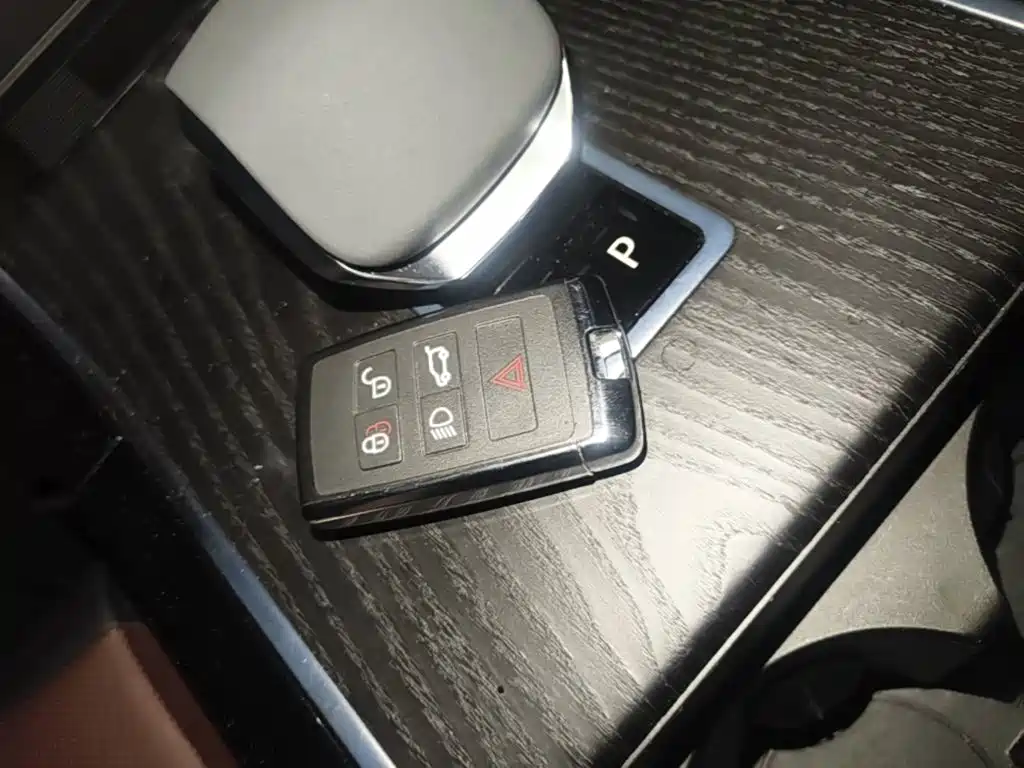 Land Rover Evoque — миниатюра 9