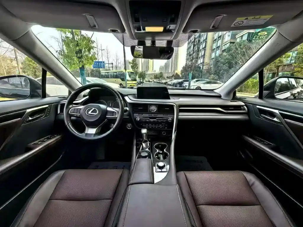 Lexus RX — миниатюра 5