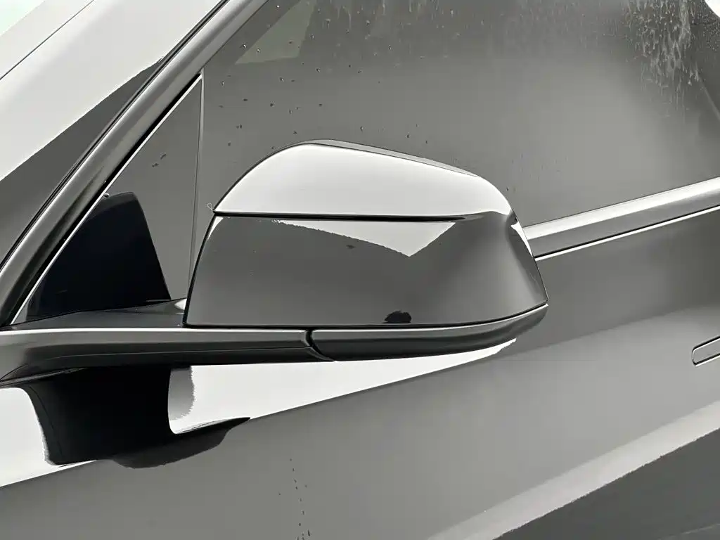 Tesla Model Y L — миниатюра 24