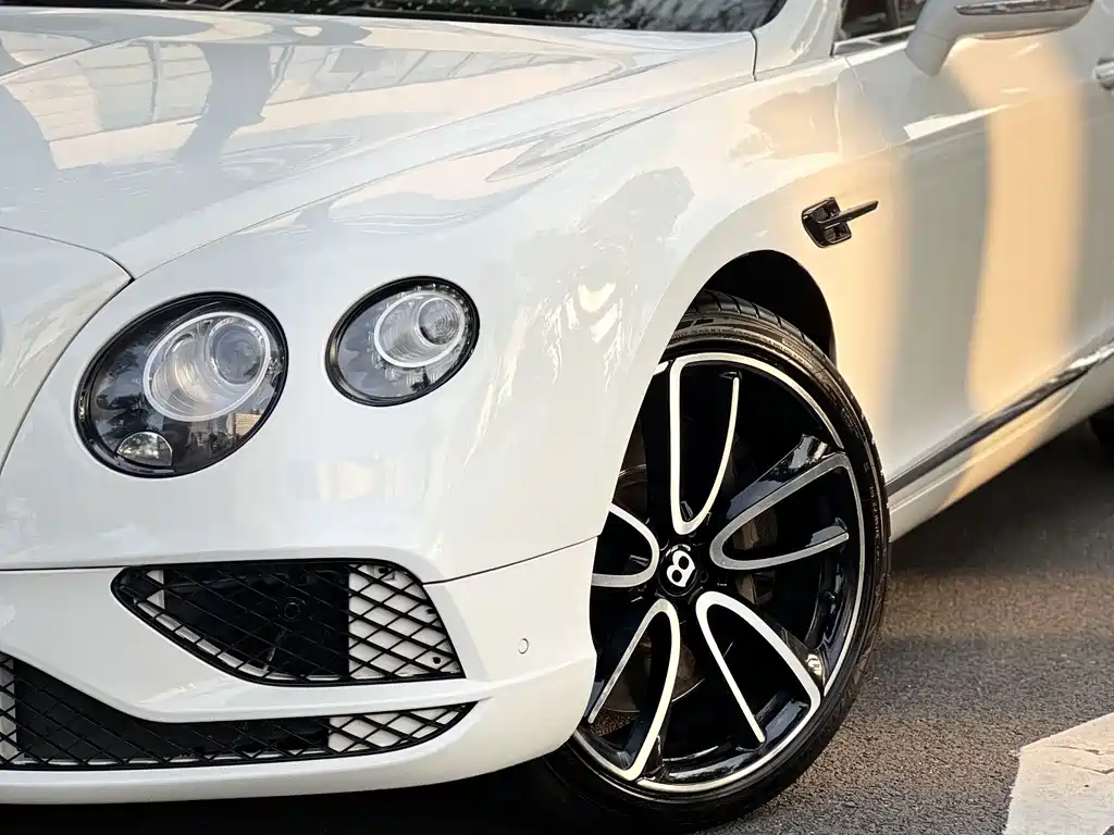 Bentley Continental — миниатюра 2
