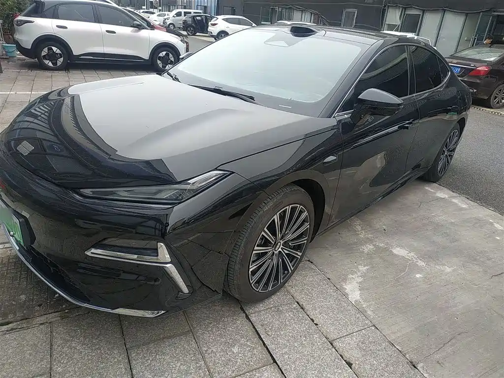 Galaxy Galaxy Xingyao 8 2025