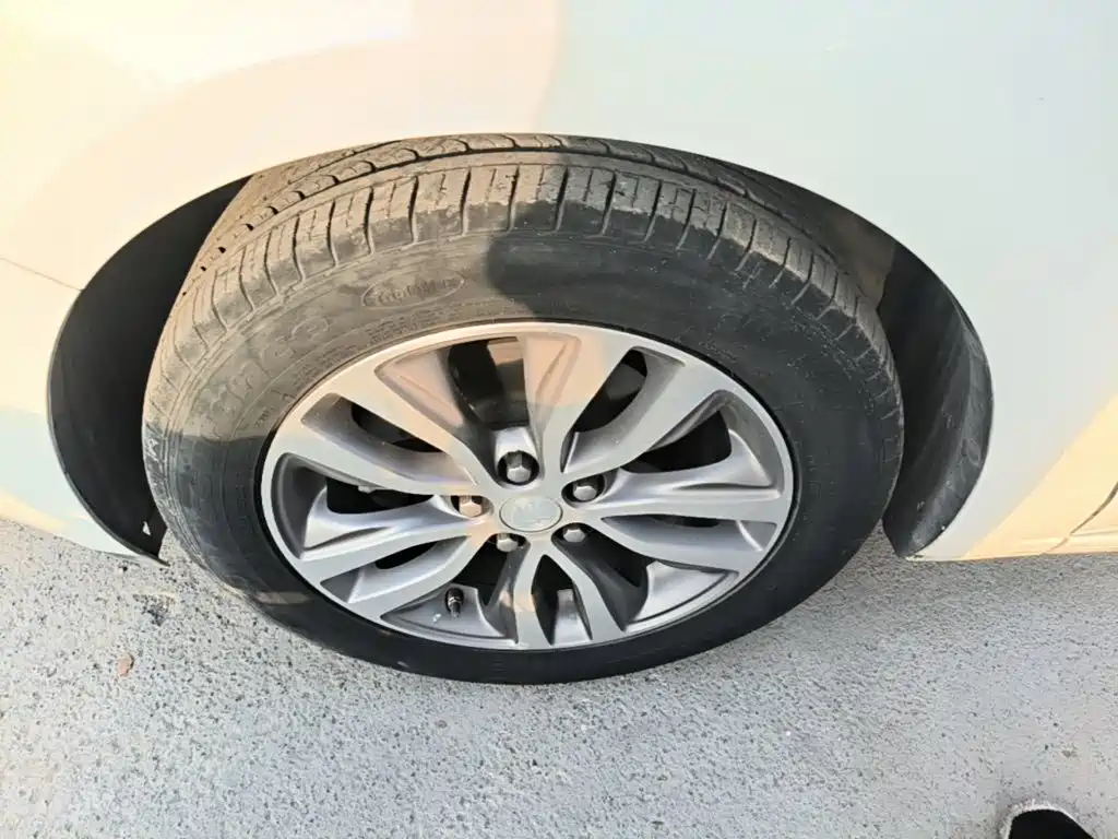 Buick Excelle — миниатюра 23