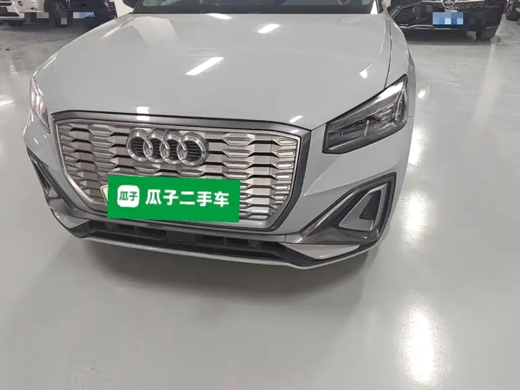 Audi Q2L e-tron — миниатюра 24