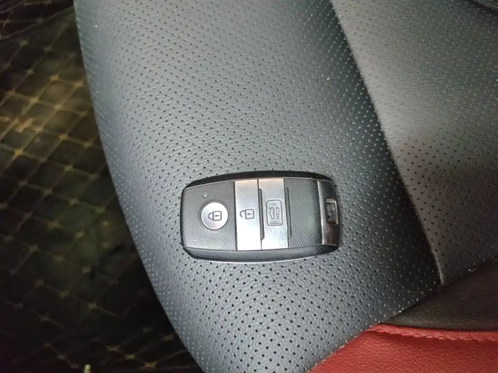 Kia KX Cross — миниатюра 9