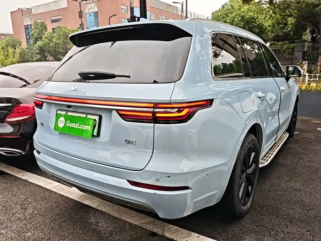 Li Auto Li ONE — миниатюра 7