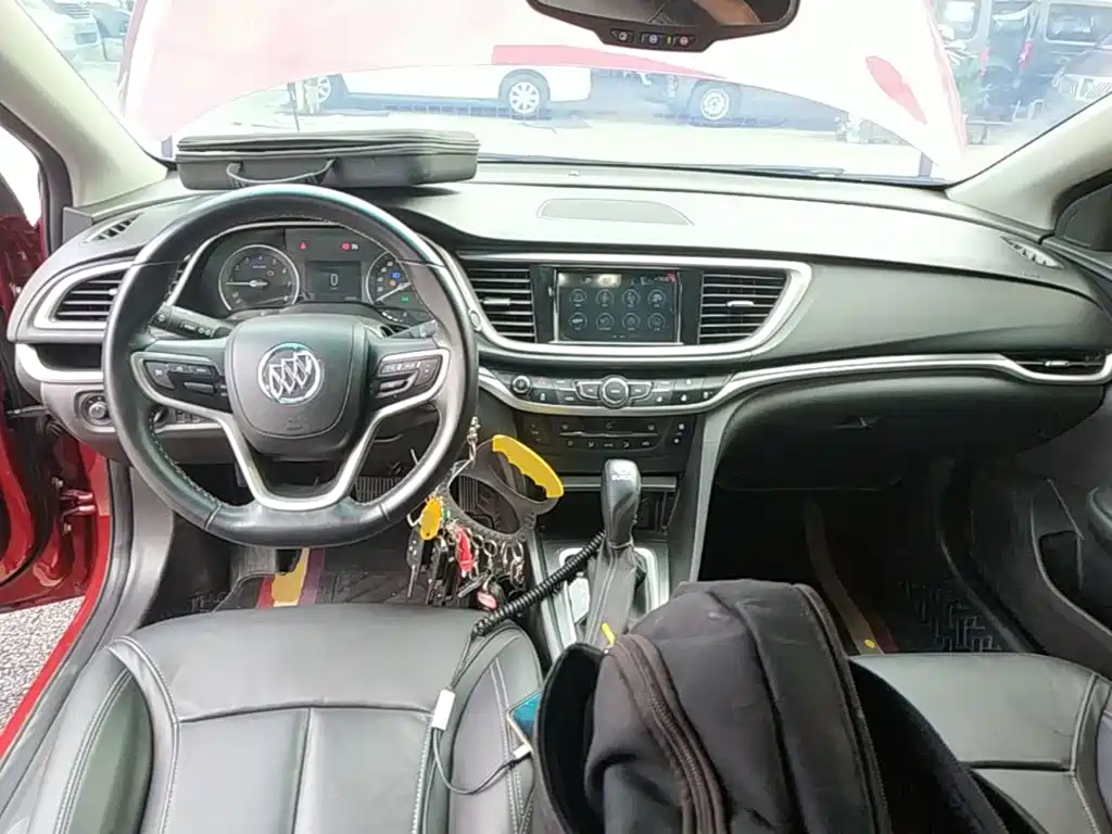 Buick Excelle — миниатюра 10